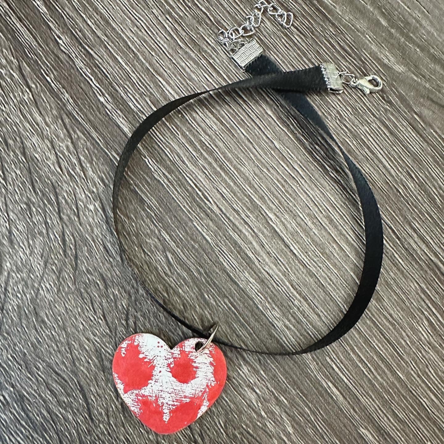 Horror Heart Choker Necklace | Blood Splatter Necklace | Anti-Valentine Gift